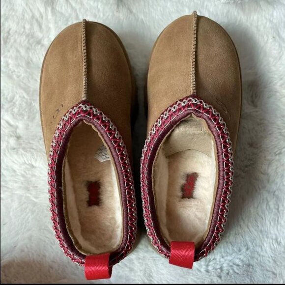 UGG Brown Suede Slippers with Red Accents - Picture 4 of 7